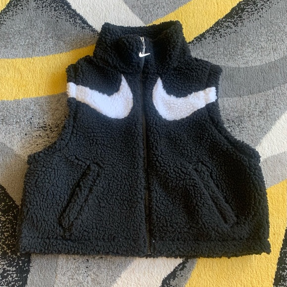 Nike Swoosh Fleece Vest - Picture 1 of 6